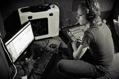 Tom Burgess Eden Shadow